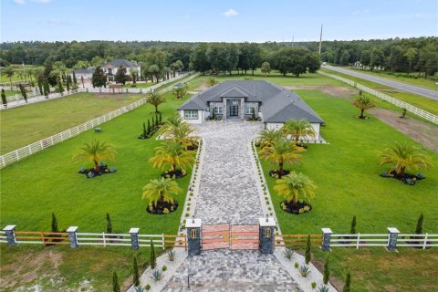 Casa en alquiler en Eustis, Florida, 5 dormitorios, 455.59 m2 № 1908497 - foto 4