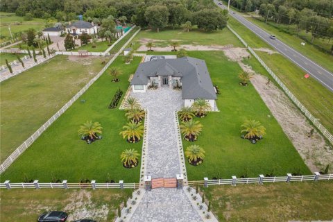 Casa en alquiler en Eustis, Florida, 5 dormitorios, 455.59 m2 № 1908497 - foto 3