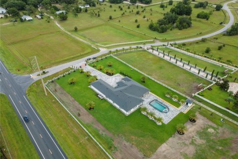 Casa en alquiler en Eustis, Florida, 5 dormitorios, 455.59 m2 № 1908497 - foto 5