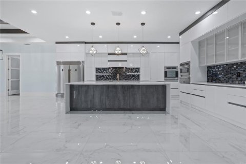 Casa en alquiler en Eustis, Florida, 5 dormitorios, 455.59 m2 № 1908497 - foto 15