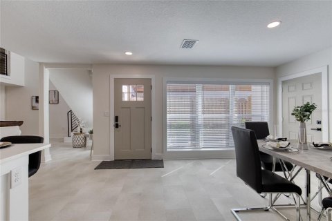 Adosado en venta en Ormond Beach, Florida, 3 dormitorios, 149.94 m2 № 2166267 - foto 9