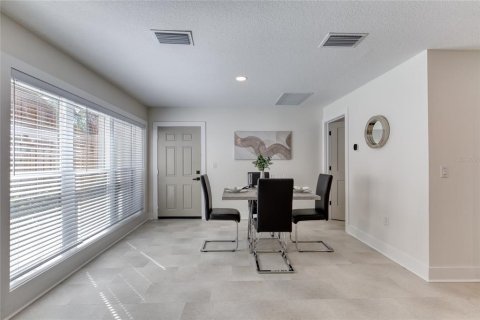 Adosado en venta en Ormond Beach, Florida, 3 dormitorios, 149.94 m2 № 2166267 - foto 10
