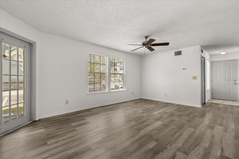 Condo in Orlando, Florida, 1 bedroom № 2094547 - photo 7