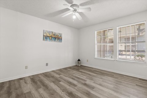 Condo in Orlando, Florida, 1 bedroom № 2094547 - photo 6