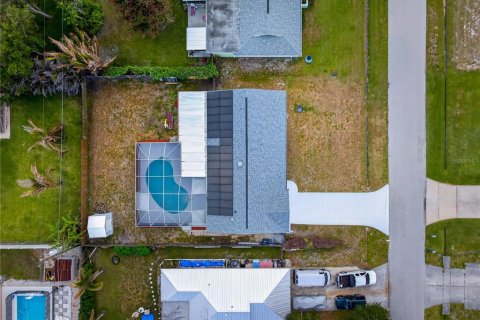 House in Saint Lucie, Florida 3 bedrooms, 144.18 sq.m. № 2166274 - photo 3