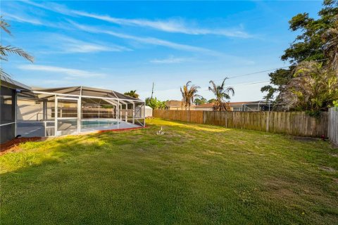 House in Saint Lucie, Florida 3 bedrooms, 144.18 sq.m. № 2166274 - photo 29