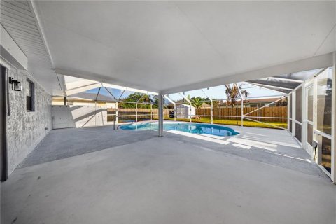 House in Saint Lucie, Florida 3 bedrooms, 144.18 sq.m. № 2166274 - photo 26