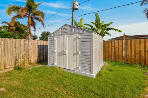House in Saint Lucie, Florida 3 bedrooms, 144.18 sq.m. № 2166274 - photo 30