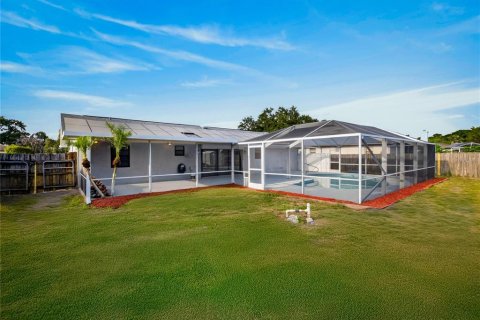 House in Saint Lucie, Florida 3 bedrooms, 144.18 sq.m. № 2166274 - photo 27