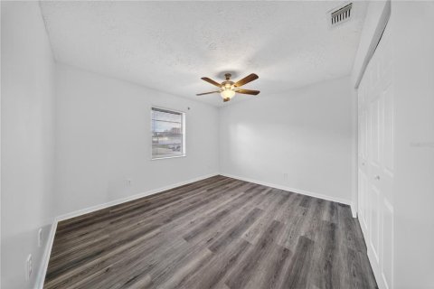 House in Saint Lucie, Florida 3 bedrooms, 144.18 sq.m. № 2166274 - photo 15