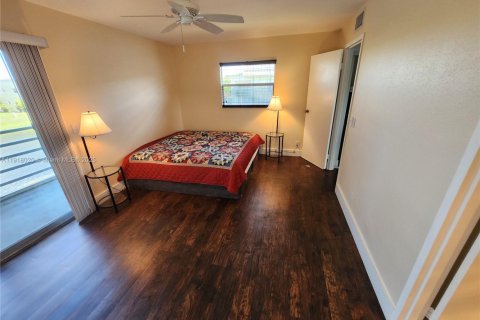 Condominio en venta en Delray Beach, Florida, 1 dormitorio, 66.89 m2 № 2018467 - foto 19