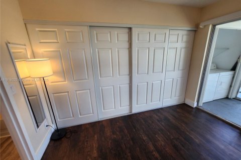 Condominio en venta en Delray Beach, Florida, 1 dormitorio, 66.89 m2 № 2018467 - foto 26