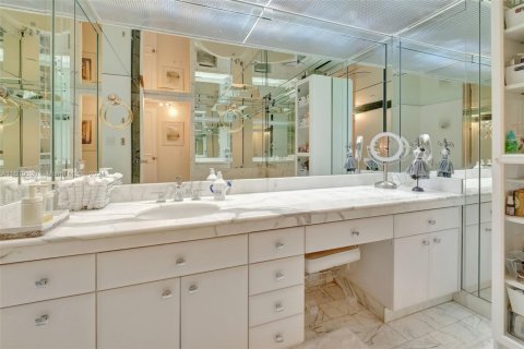Condo in Aventura, Florida, 2 bedrooms  № 1603801 - photo 22