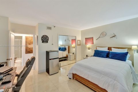 Condo in Aventura, Florida, 2 bedrooms  № 1603801 - photo 24