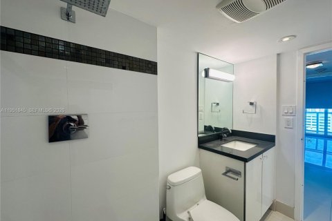 Condominio en venta en Sunny Isles Beach, Florida, 2 dormitorios, 141.3 m2 № 2008677 - foto 11