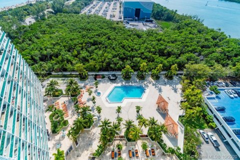 Condominio en venta en Sunny Isles Beach, Florida, 2 dormitorios, 141.3 m2 № 2008677 - foto 23