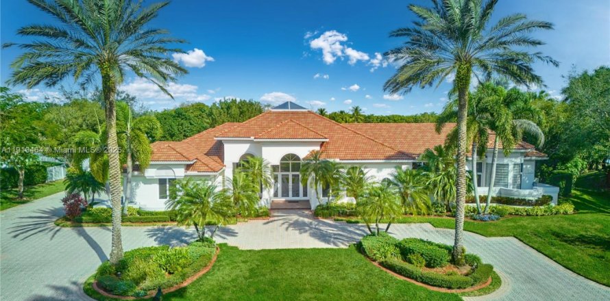 Villa ou maison à Weston, Floride 4 chambres, 436.64 m2 № 1966489