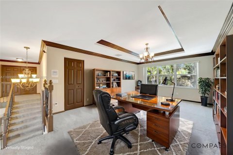 House in Miramar, Florida 6 bedrooms, 348.38 sq.m. № 1857260 - photo 24