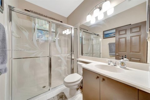 House in Miramar, Florida 6 bedrooms, 348.38 sq.m. № 1857260 - photo 22