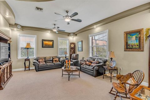 Casa en venta en Winter Haven, Florida, 3 dormitorios, 283.35 m2 № 1549559 - foto 21