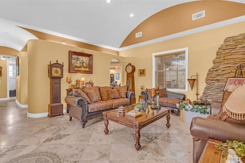Casa en venta en Winter Haven, Florida, 3 dormitorios, 283.35 m2 № 1549559 - foto 10
