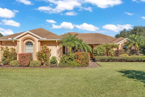 Casa en venta en Winter Haven, Florida, 3 dormitorios, 283.35 m2 № 1549559 - foto 1