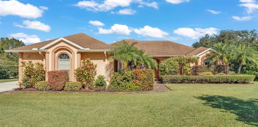 Casa en Winter Haven, Florida 3 dormitorios, 283.35 m2 № 1549559
