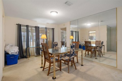 House in Spring Hill, Florida 2 bedrooms, 166.11 sq.m. № 1677996 - photo 19