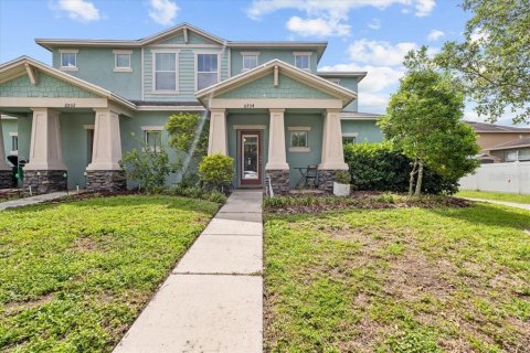 Townhouse in Tampa, Florida 3 bedrooms, 163.23 sq.m. № 1783369 - photo 1