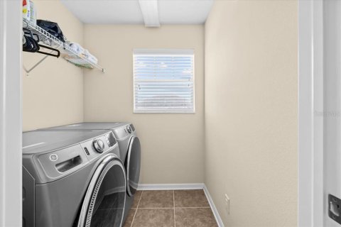 Townhouse in Tampa, Florida 3 bedrooms, 163.23 sq.m. № 1783369 - photo 26
