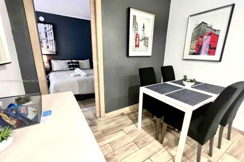 Купить кондоминиум в Майами-Бич, Флорида 1 спальня, 38.09м2, № 1984842 - фото 19