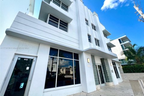 Купить кондоминиум в Майами-Бич, Флорида 1 спальня, 38.09м2, № 1984842 - фото 3