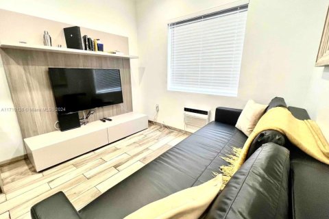 Купить кондоминиум в Майами-Бич, Флорида 1 спальня, 38.09м2, № 1984842 - фото 14