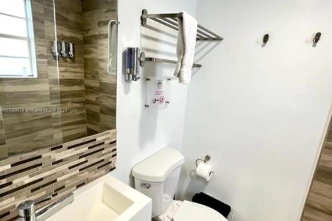 Купить кондоминиум в Майами-Бич, Флорида 1 спальня, 38.09м2, № 1984842 - фото 22