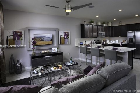 Villa ou maison à vendre à Hialeah, Floride: 4 chambres, 238.85 m2 № 1989993 - photo 3