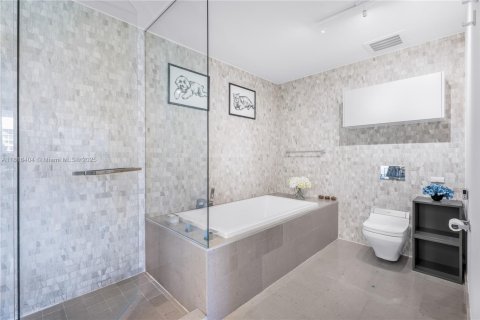 Купить кондоминиум в Майами, Флорида 3 спальни, 152.45м2, № 1776084 - фото 8