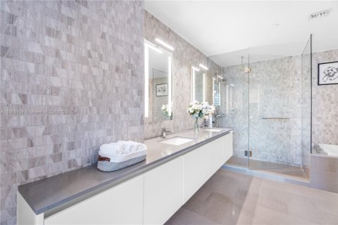 Купить кондоминиум в Майами, Флорида 3 спальни, 152.45м2, № 1776084 - фото 7