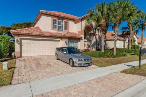 House in West Palm Beach, Florida 11 rooms, 250.46 sq.m. № 2086832 - photo 2