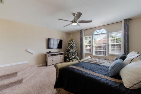 House in West Palm Beach, Florida 11 rooms, 250.46 sq.m. № 2086832 - photo 14