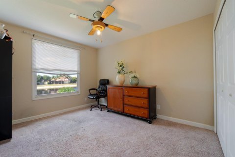 House in West Palm Beach, Florida 11 rooms, 250.46 sq.m. № 2086832 - photo 19