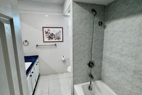 Casa en venta en Margate, Florida, 5 dormitorios, 223.43 m2 № 2088234 - foto 29