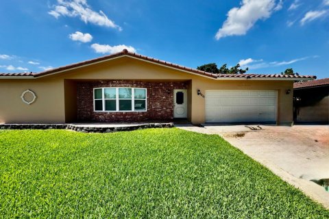 Casa en venta en Margate, Florida, 5 dormitorios, 223.43 m2 № 2088234 - foto 6
