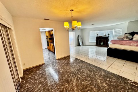 Casa en venta en Margate, Florida, 5 dormitorios, 223.43 m2 № 2088234 - foto 28