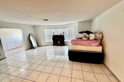 Casa en venta en Margate, Florida, 5 dormitorios, 223.43 m2 № 2088234 - foto 26