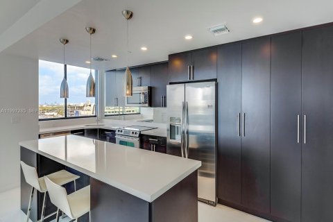 Снять в аренду кондоминиум в Майами-Бич, Флорида 2 спальни, 117.24м2, № 2067554 - фото 5