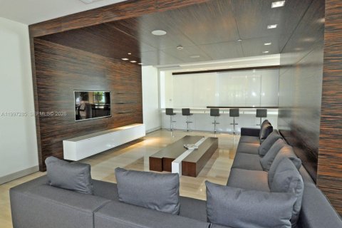 Снять в аренду кондоминиум в Майами-Бич, Флорида 2 спальни, 117.24м2, № 2067554 - фото 19