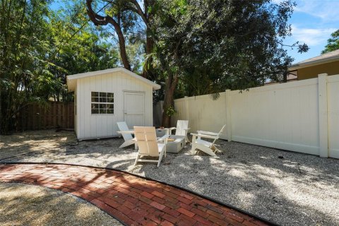 Villa ou maison à vendre à Sarasota, Floride: 3 chambres, 108.7 m2 № 2408146 - photo 25
