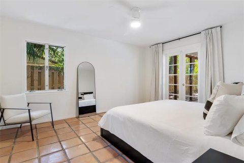 Villa ou maison à vendre à Sarasota, Floride: 3 chambres, 108.7 m2 № 2408146 - photo 13