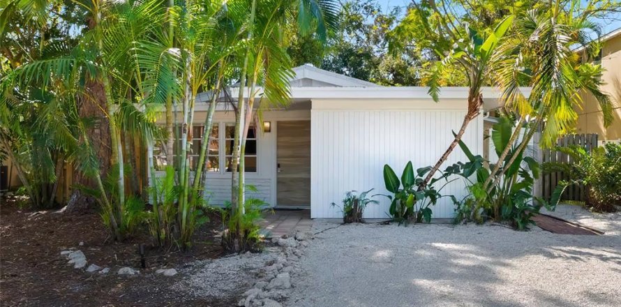 Villa ou maison à Sarasota, Floride 3 chambres, 108.7 m2 № 2408146