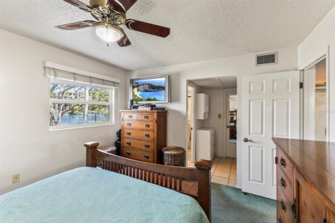 Condo in Bradenton, Florida, 2 bedrooms  № 1675504 - photo 22